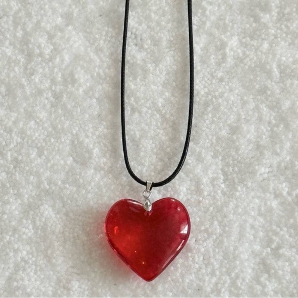 Red Glass Heart Choker Necklace Y2K Valentine Love Cute Gift Adjustable Charm - Picture 4 of 10